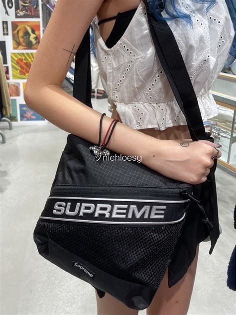 SUPREME LOGO SHOULDER BAG, Men's Fashion, Bags, Sling Bags on Carousell