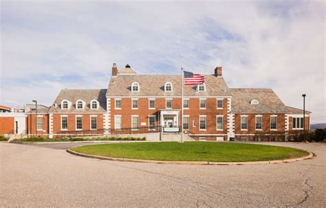 Porter Medical Center – historic – Vermont Integrated Architecture