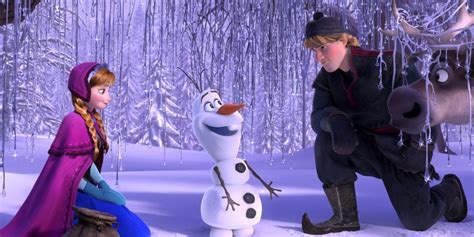 Josh Gad apologizes to parents for unleashing new 'Frozen' song