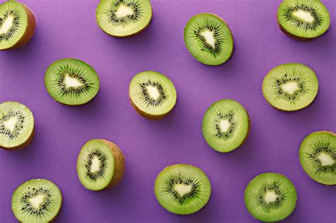 Yes, You Really Can Eat Kiwi Skin | Foods for healthy skin, Foods to ...