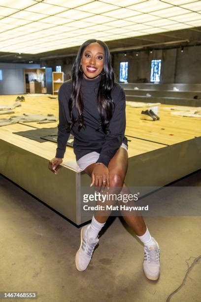 3,636 Chiney Ogwumike Photos & High Res Pictures - Getty Images