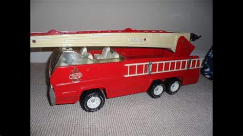 Tonka Metal Fire Truck : Vintage Tonka Metal Fire Truck W Aerial Ladder ...