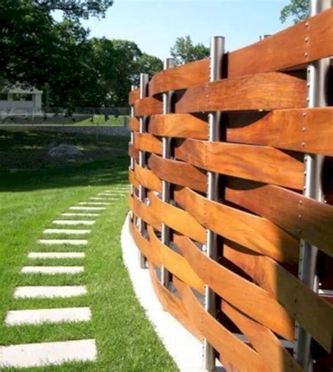 16 Fabulous Backyard Fence Inspiration - Matchness.com