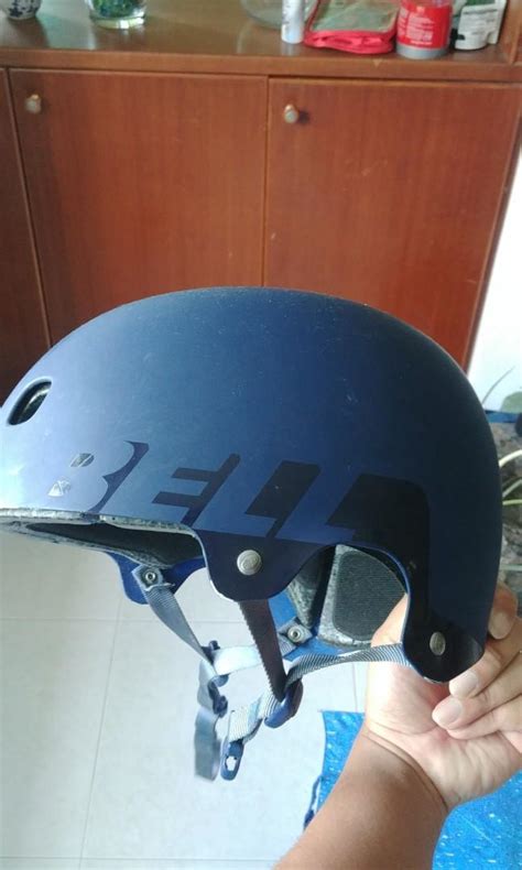 Bell helmet, Sports Equipment, Bicycles & Parts, Parts & Accessories on ...