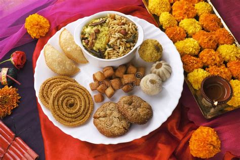 Diwali Snacks Diwali Faral, Diwali Special Sweet and Salty Snacks ...