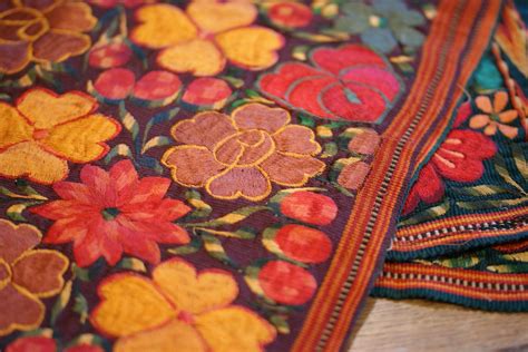 Brown Mexican Textiles – Zinnia Folk Arts