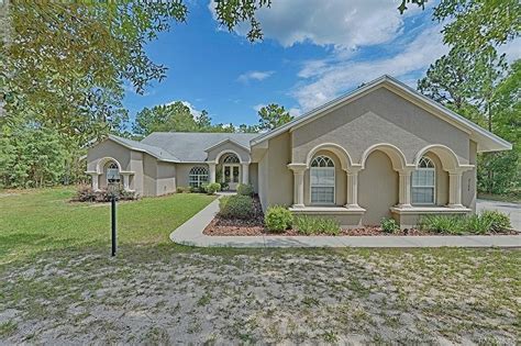 Beverly Hills, FL 5 Bedroom Homes for Sale | realtor.com®