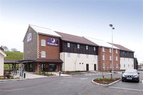 PREMIER INN GLASTONBURY HOTEL - Updated 2024 Reviews, Photos & Prices