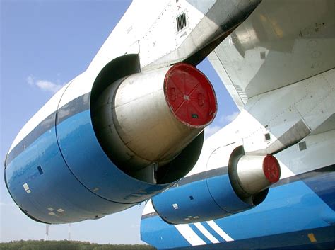 Antonov-An-124 Ruslan Technical Specs, History, Pictures | Aircrafts and Planes