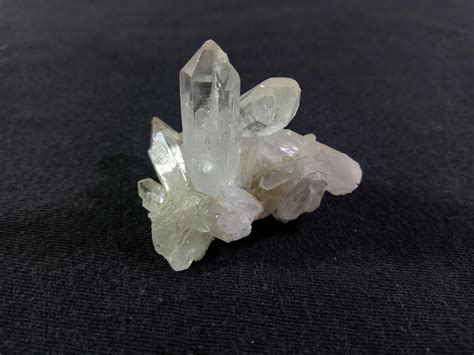 Quartz Crystal Cluster 3 Free Stock Photo - Public Domain Pictures