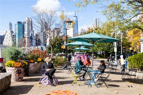 PUBLIC SPACES - DUMBO Improvement District