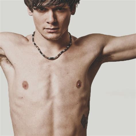 46 best images about Jack O'connell on Pinterest | You ship, Skins uk ...