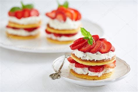 Pancakes with whipped cream and strawberries — Stock Photo © PGstudija #92432986