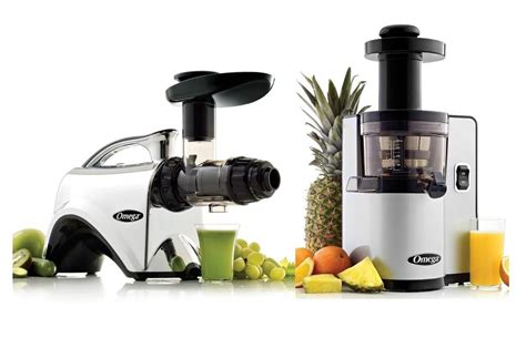 The 8 Best Omega Juicers in 2020 - Omega Juicer Reviews | Vibrant Happy Healthy