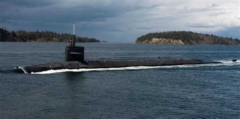 Ohio-class ballistic-missile submarine USS Pennsylvania (SSBN 735 ...