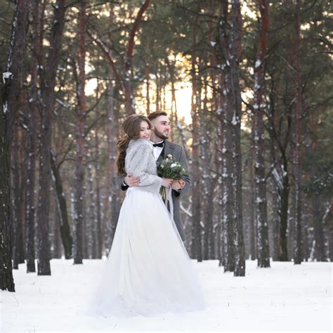 Winter wedding dress inspiration | North Lincolnshire Bridal Shop | Bride Vibe