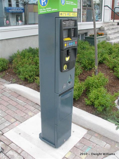 Parking Meters: the New Style in Ottawa | City Hall's starte… | Flickr