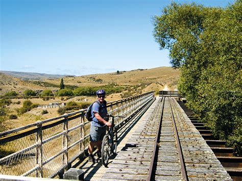 Outdoors and camping: Otago Rail Trail - Motorhomes, Caravans ...