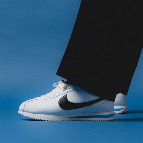 Nike Cortez » Buy online now!