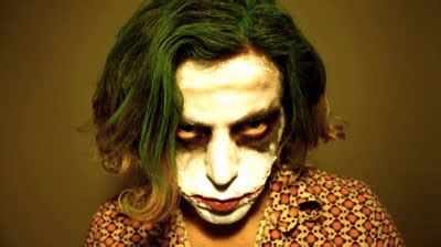 Joaquin Phoenix Joker Makeup - TokyVideo