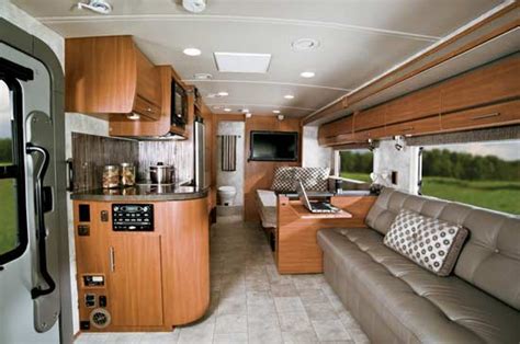 2012 Winnebago Via Class A Diesel Motorhome - Roaming Times