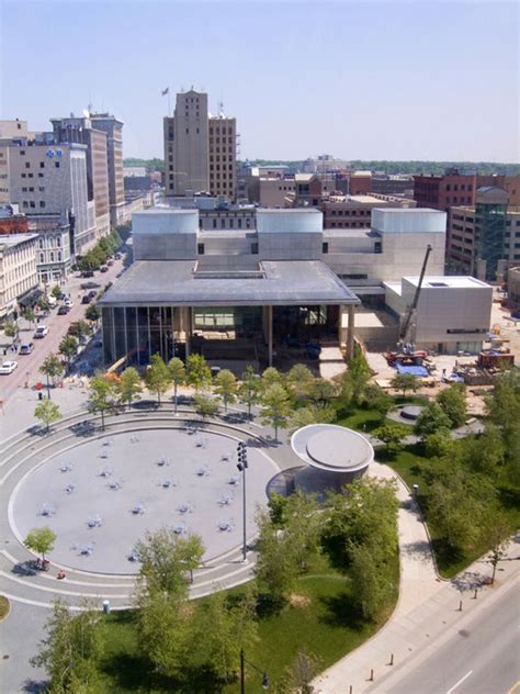 Grand Rapids Art Museum: LEED Gold Certified / WHY Architecture | ArchDaily