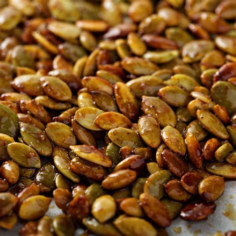 Roasted spiced pumpkin seeds recipe - Farm to Jar Food