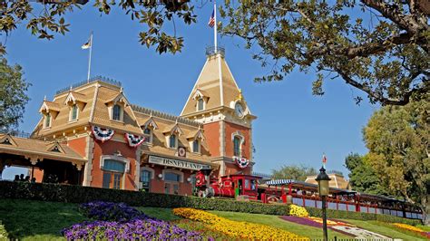 Disneyland Railroad | Disneyland Resort