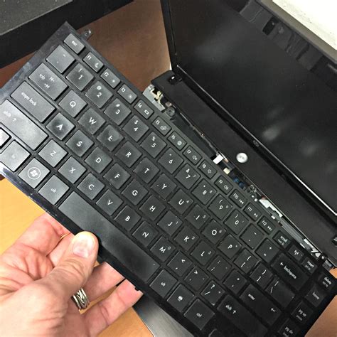 Keyboard Repair Replacement for Laptops | Madison GeeksMadison Geeks