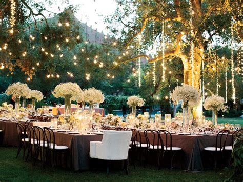 What to Know About Wedding Reception Lighting Basics