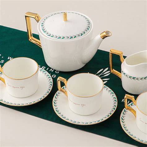 Modern Coffee Mug Set / W5jcjjl Nj Txm - The coffee cup and saucer has what it takes to become a ...