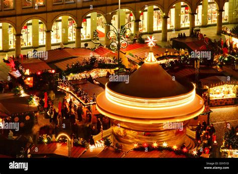 Dresden Weihnachtsmarkt - Dresden christmas market 23 Stock Photo - Alamy