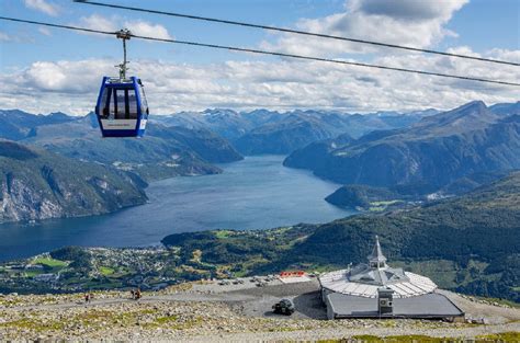 Mount Stranda - Norway Excursions