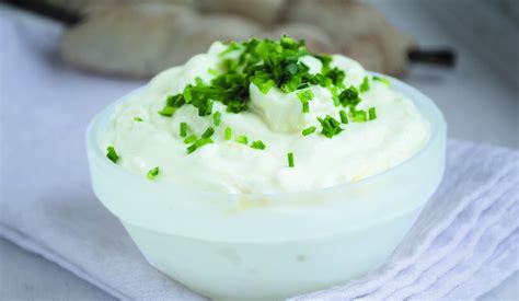 Sour 'Cream' & Chive Dip | Recipe | VitafriendsPKU