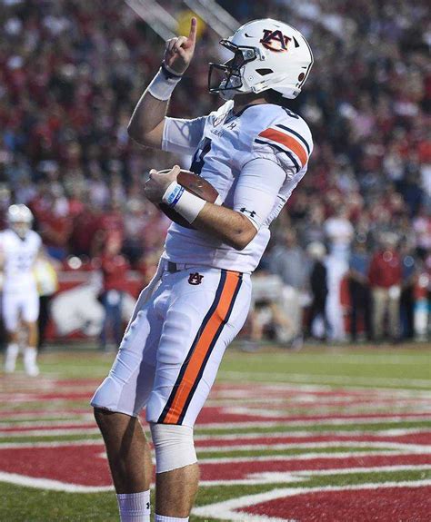 PHOTOS: Auburn routs Arkansas in Fayetteville, 52-20