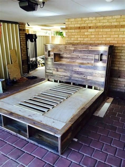 14 Pallet Bed With Lights DIY Plans | Cut The Wood