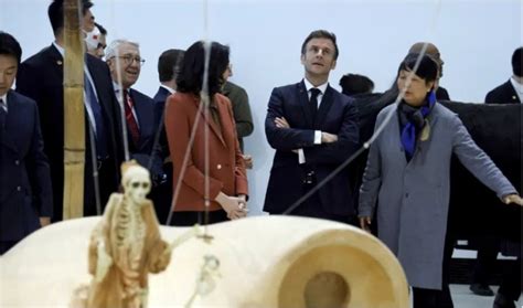 Macron Visits China to Urge Xi to Help End Ukraine Crisis