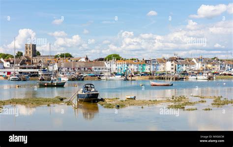 Shoreham by sea beach hi-res stock photography and images - Alamy