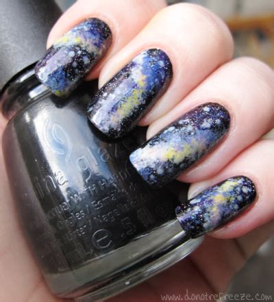 Easy Galaxy Nail Art For Beginners | AmazingNailArt.org