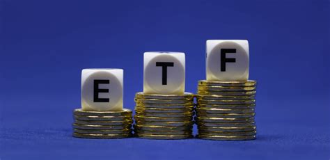 Gold ETF List: The Top Funds Available to Gold Investors