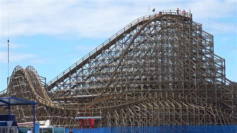 Sea World Gold Coast - Leviathan Roller Coaster Construction Update - YouTube