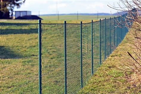 12 Types Of Wire Fences You Should Know About