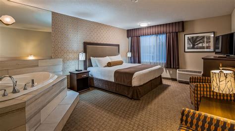 Jacuzzi Hotel Room in Abbotsford | Best Western Plus Regency