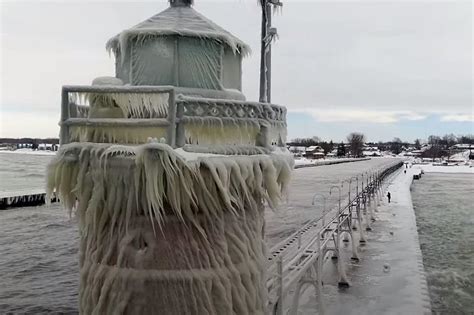 Video Shows the Beauty of the Frozen South Haven Lighthouse