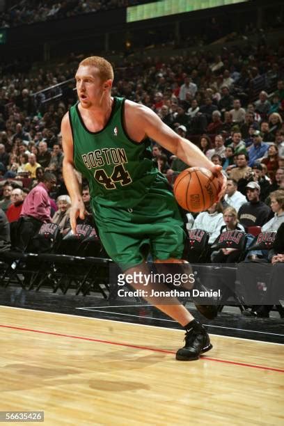 876 Boston Celtics Brian Scalabrine Photos & High Res Pictures - Getty ...