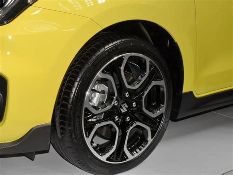 Free picture: Suzuki swift sport, alloy, aluminum, rim, sedan, sports car, yellow, automotive, tire