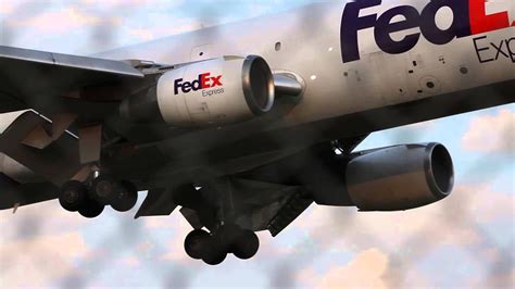 DC-10 Landing KMKE Planespotting FedEx 19R Canon EOS 7D 1080p HD - YouTube