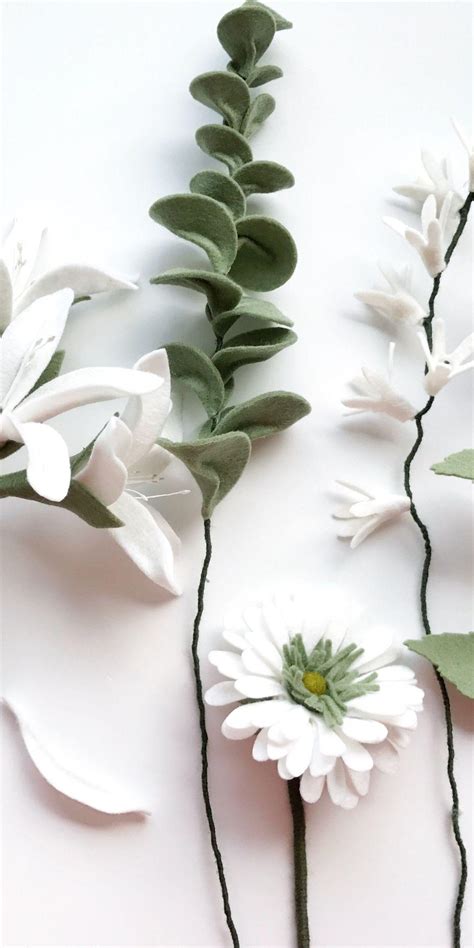 Green and White Flowers Wallpapers - Top Free Green and White Flowers Backgrounds - WallpaperAccess