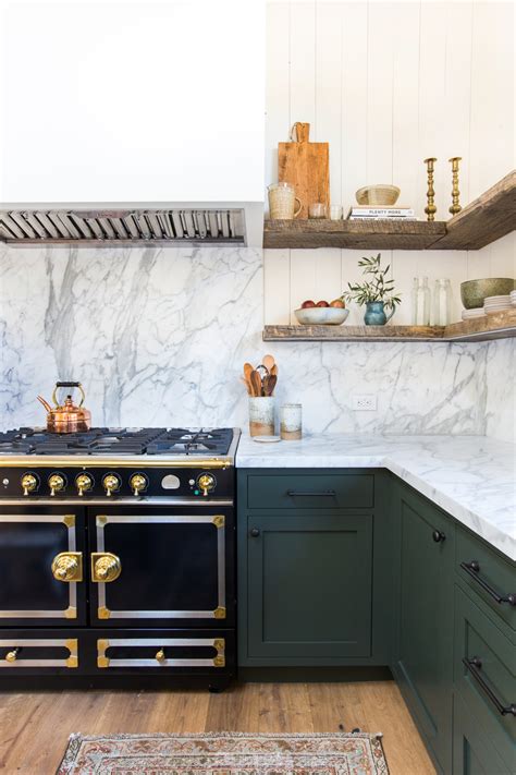 Why We Prefer The Solid Slab Backsplash — SYNONYMOUS