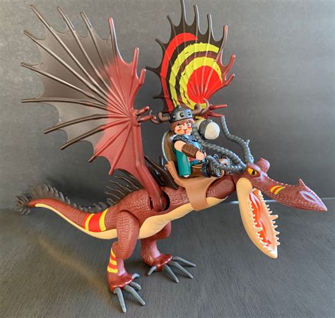 Let's Take A Look At Playmobil's New Dragons Playsets